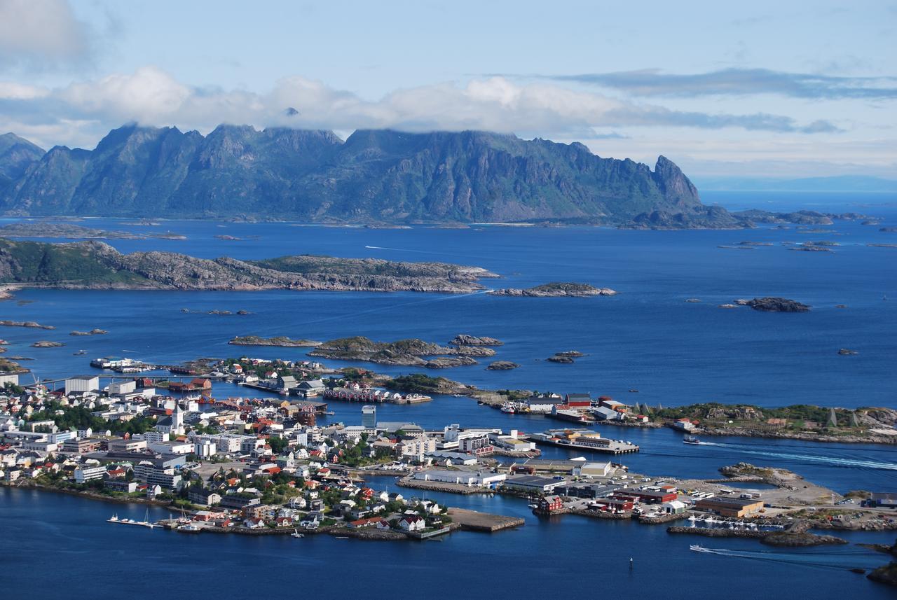 Rorbuene Svolvaer Havn Villa Buitenkant foto