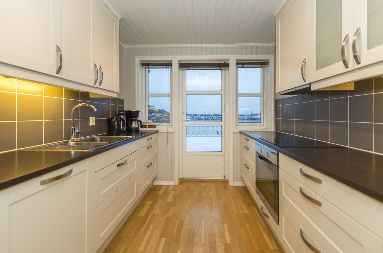 Rorbuene Svolvaer Havn Villa Buitenkant foto