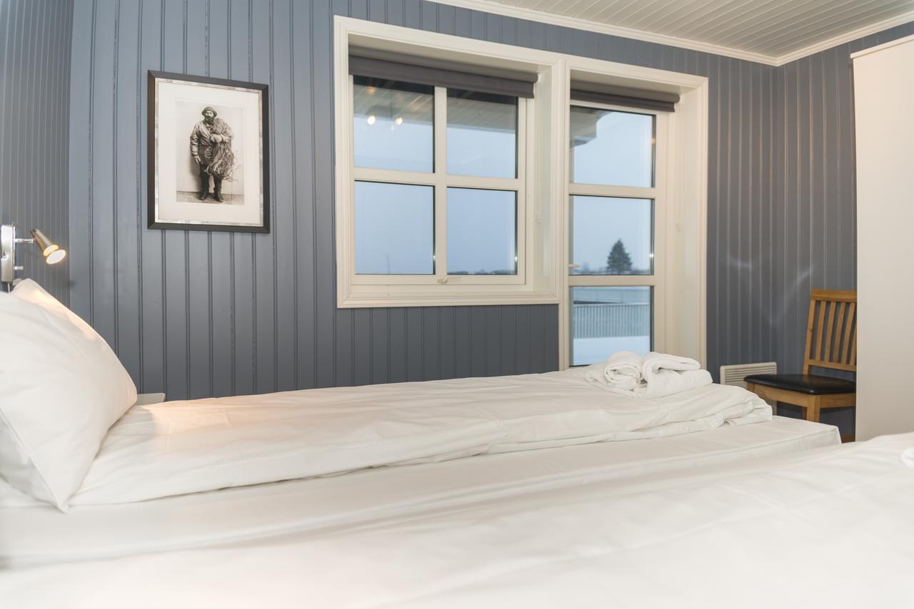 Rorbuene Svolvaer Havn Villa Buitenkant foto