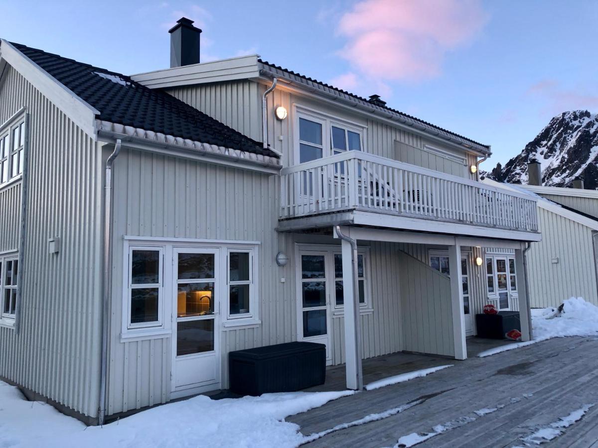 Rorbuene Svolvaer Havn Villa Buitenkant foto